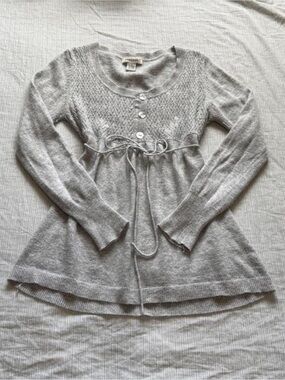 Vertigo Paris Light Gray Knit Babydoll Top